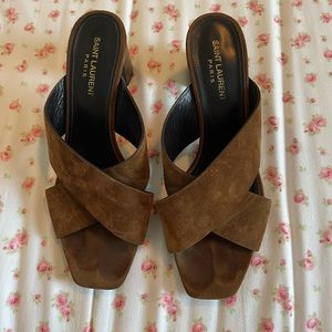 Yves saint Laurent suede mid heels